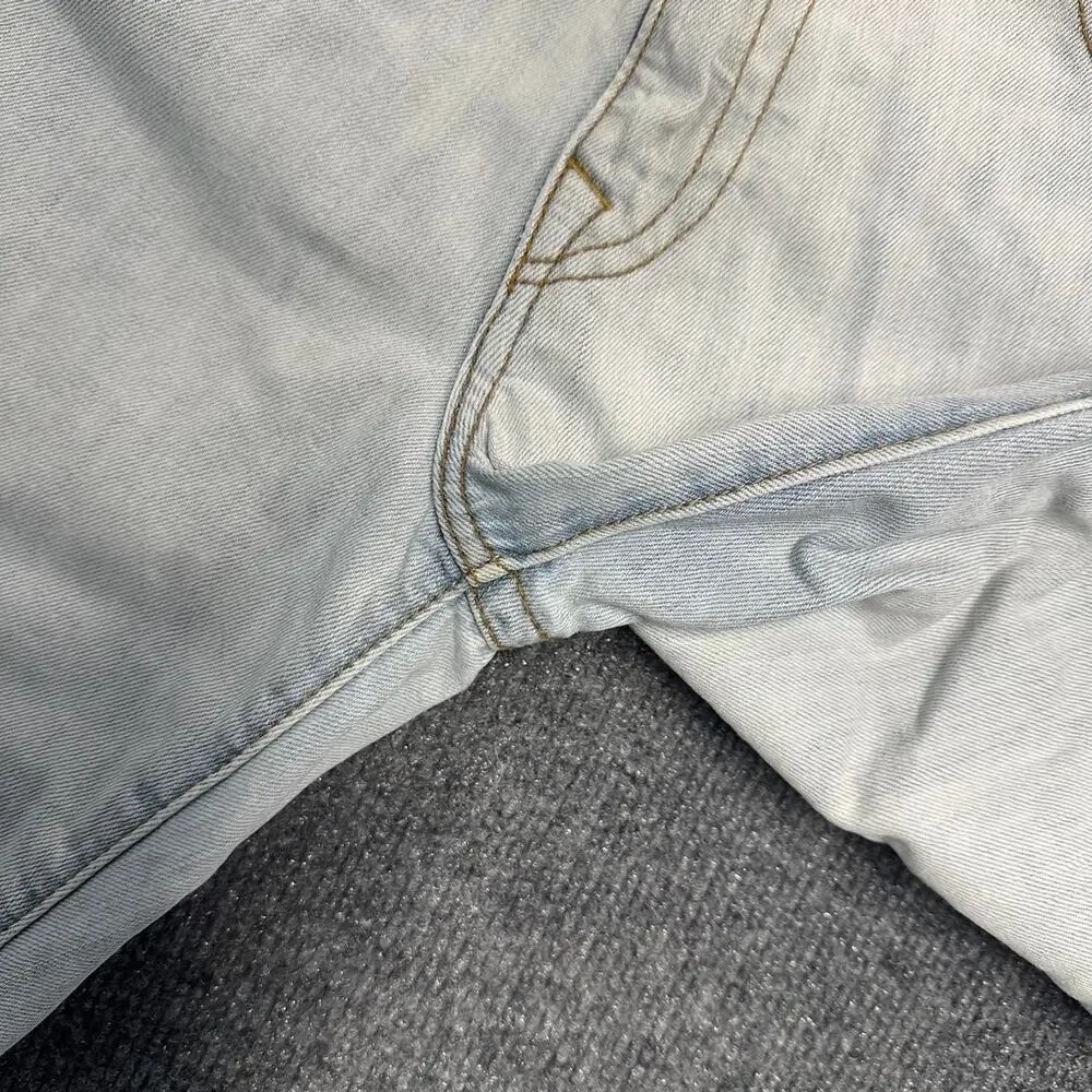 True Religion Men’s Ricky Frayed Hem Short Light Wash Jean Jorts 34